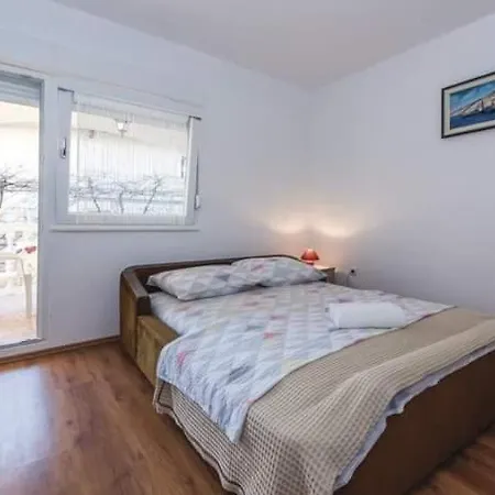 Apartmani Dino Guest house Bilice